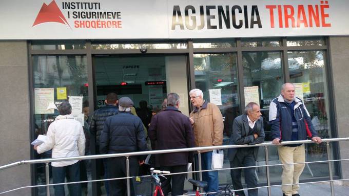 Caktohen nga qeveria koeficentet e indeksimit te pagave per vitet 1994 deri ne 2018